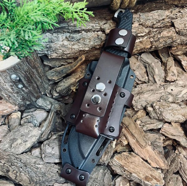 Bounty Hunter Round Head