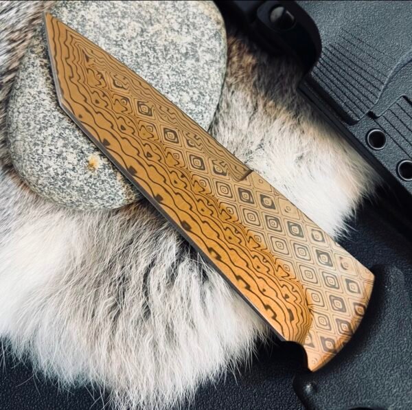 Damask Rose Gold Old Mozart Square Head