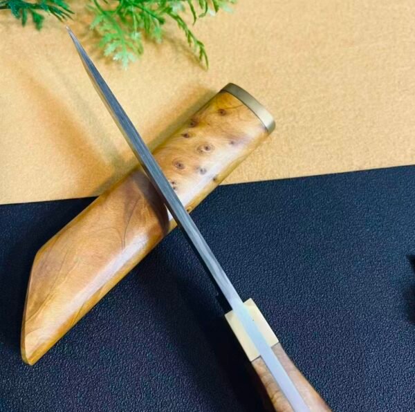 Golden Thread Wanderer's Blade